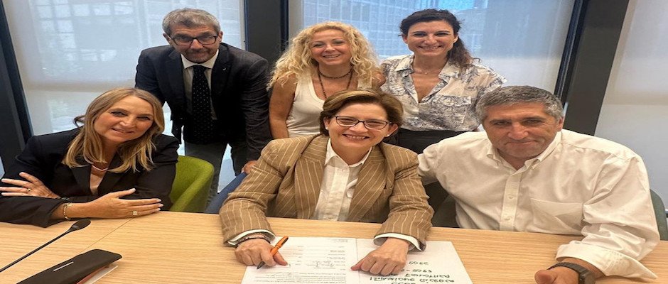 CISL SCUOLA ALL'ARAN PER LA SOTTOSCRIZIONE DEFINITIVA DELLA PARTE ECONOMICA CCNL SCUOLA 2025/27 CISL SCUOLA ALL'ARAN PER LA SOTTOSCRIZIONE DEFINITIVA DELLA PARTE ECONOMICA CCNL SCUOLA 2025/27